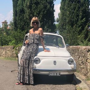 Meet your Posher, Elizabeth